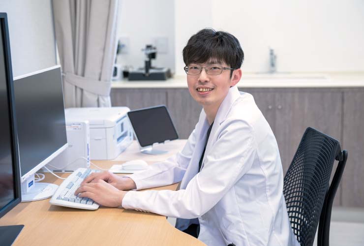 院長 近影